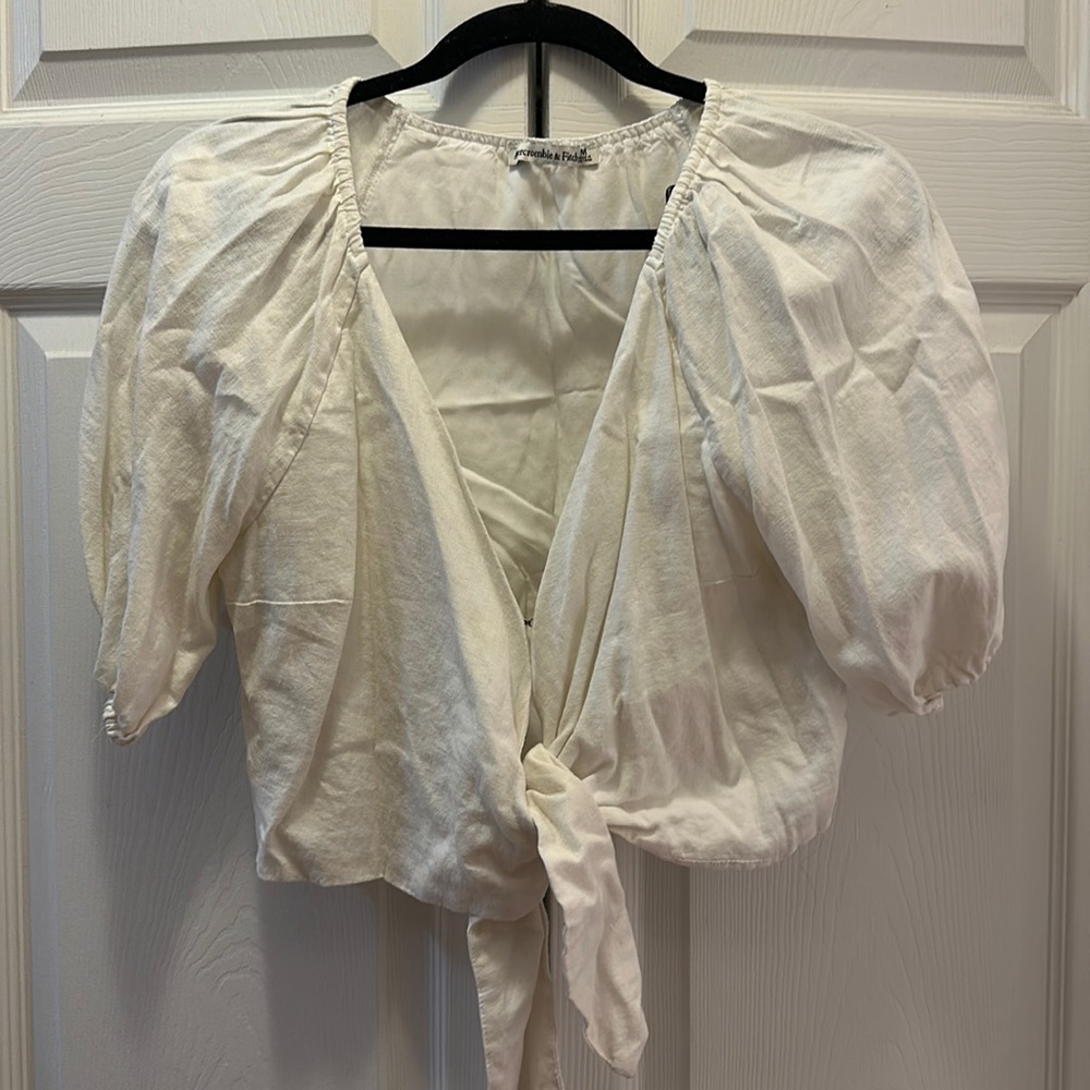Abercrombie open tie top